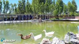 نمای محوطه اقامتگاه بوم گردی هفت سواران - خمین - روستای فرنق
